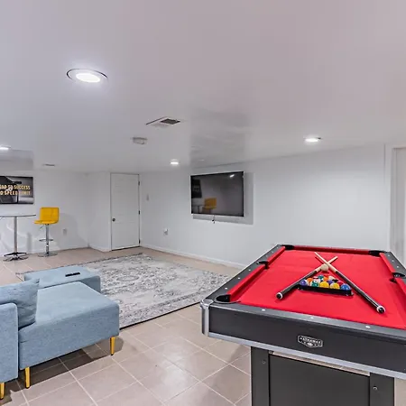 Legendary B&B-3